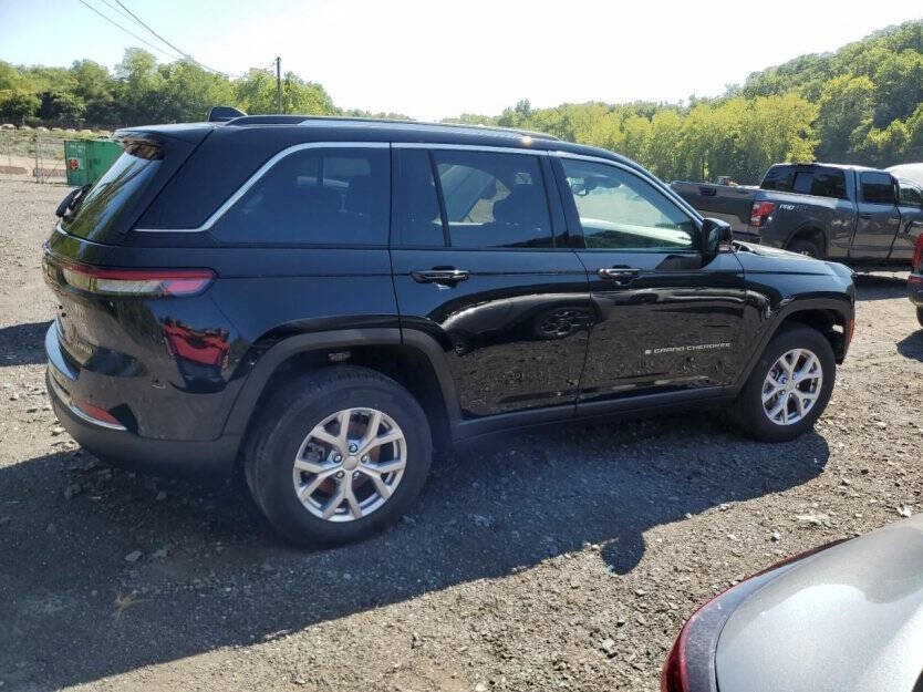 2022 Jeep Grand Cherokee Image 5