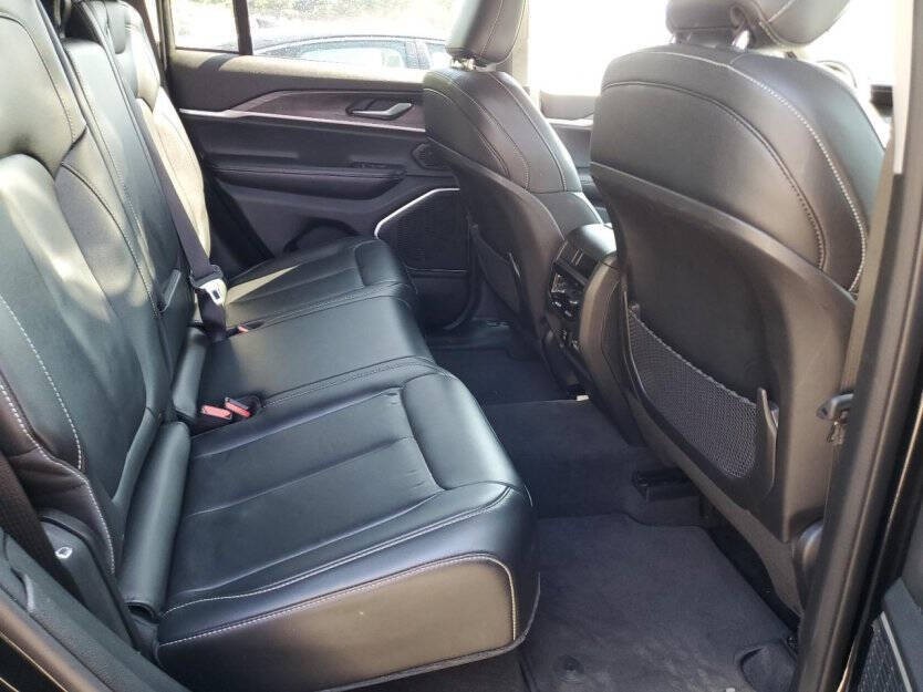 2022 Jeep Grand Cherokee Image 9