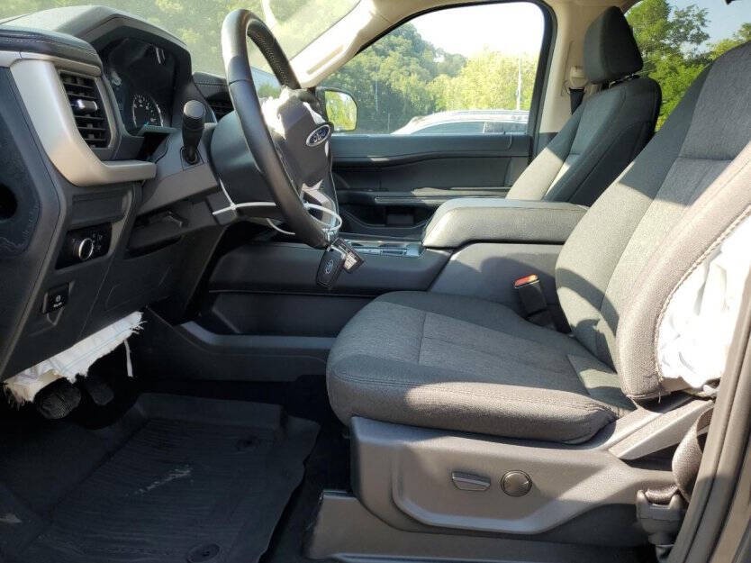 2024 Ford Expedition Image 6