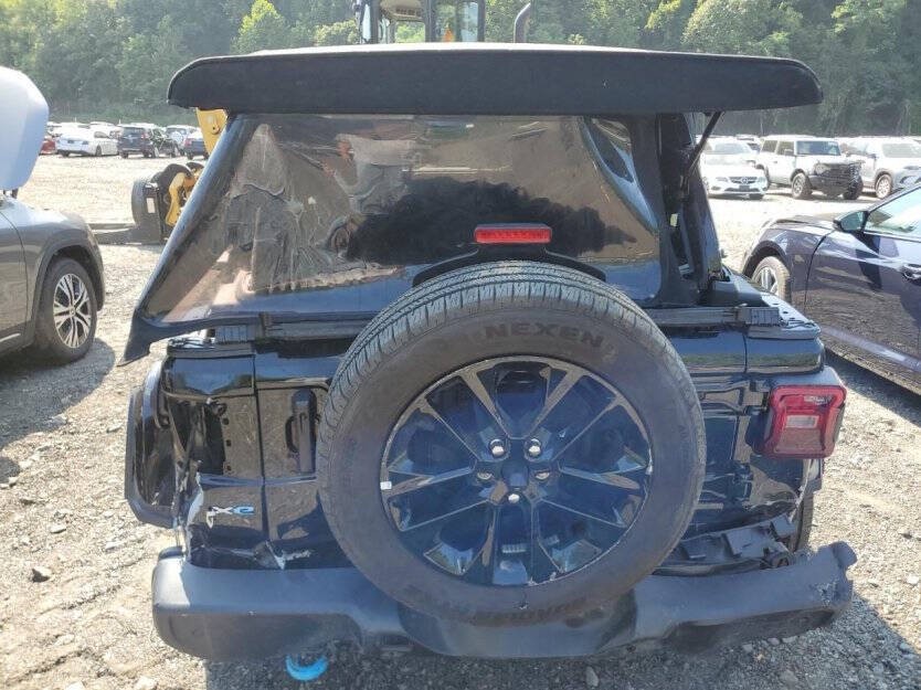 2024 Jeep Wrangler Image 4