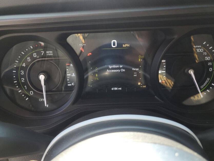 2024 Jeep Wrangler Image 8