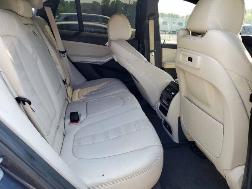 2021 BMW X5 Image 9