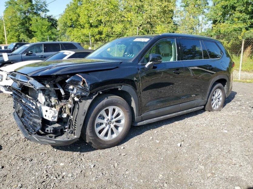 2024 Toyota Highlander Image 3