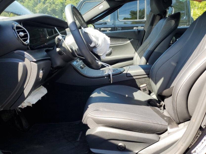 2022 Mercedes-Benz E-Class Image 6