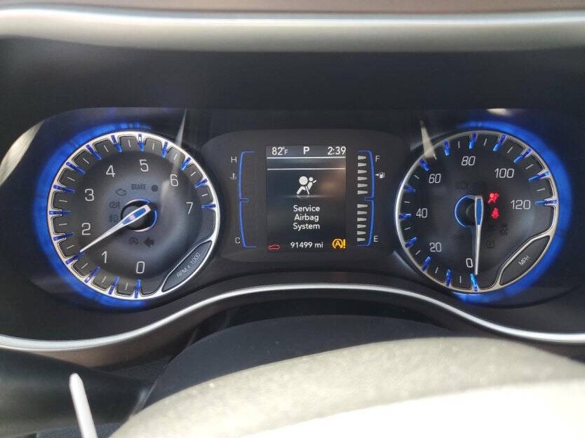 2019 Chrysler Pacifica Image 8