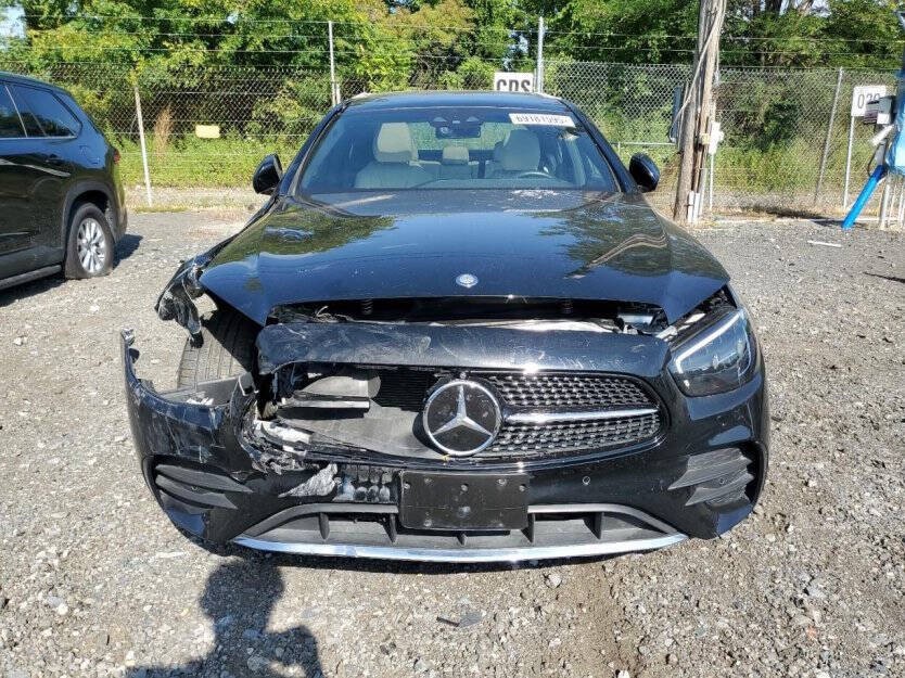 2021 Mercedes-Benz E-Class Image 2
