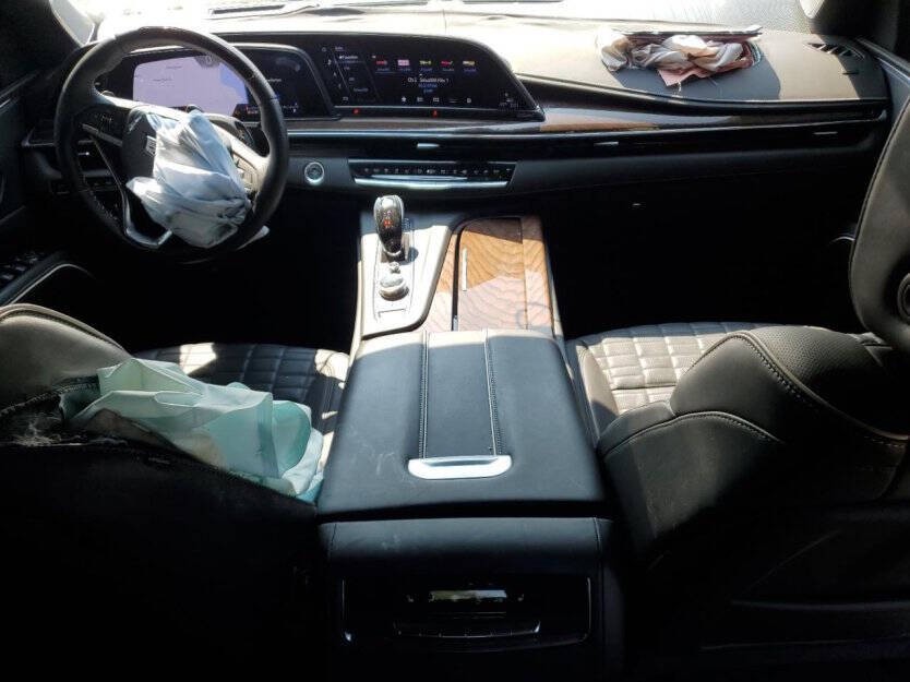 2024 Cadillac Escalade Image 7