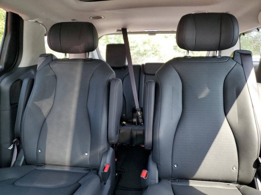 2025 Kia Carnival Image 7