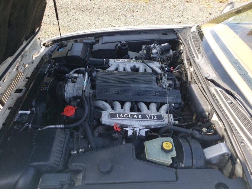 1995 Jaguar XJ Image 9