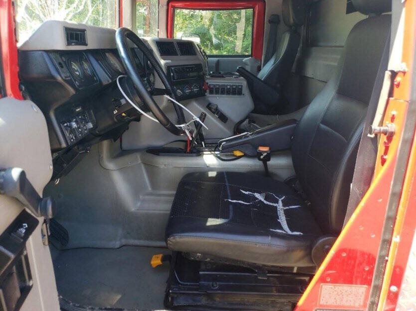 1996 AM General Hummer Image 6