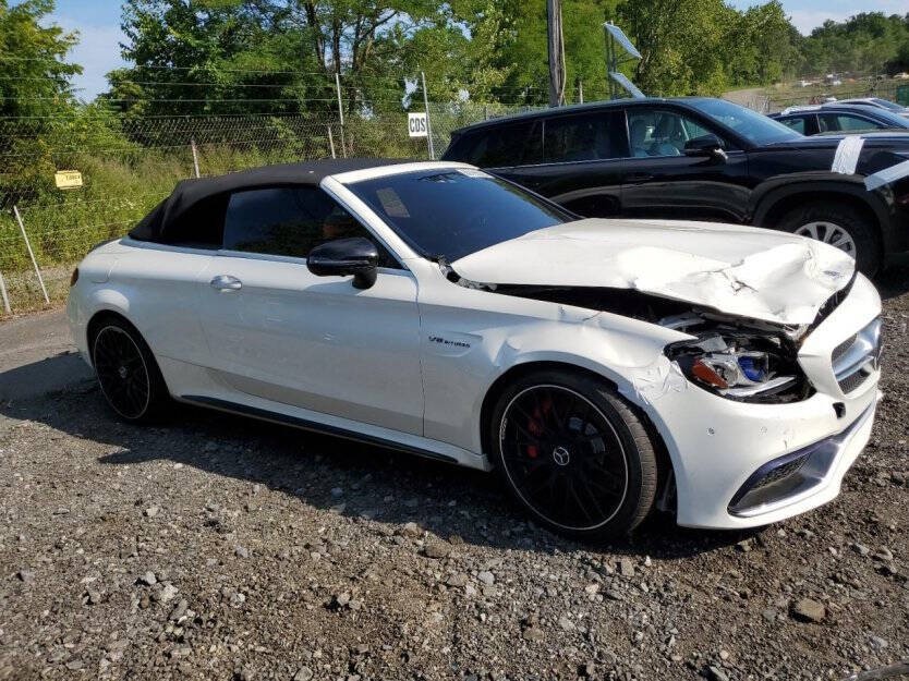 2019 Mercedes-Benz C-Class Image 1