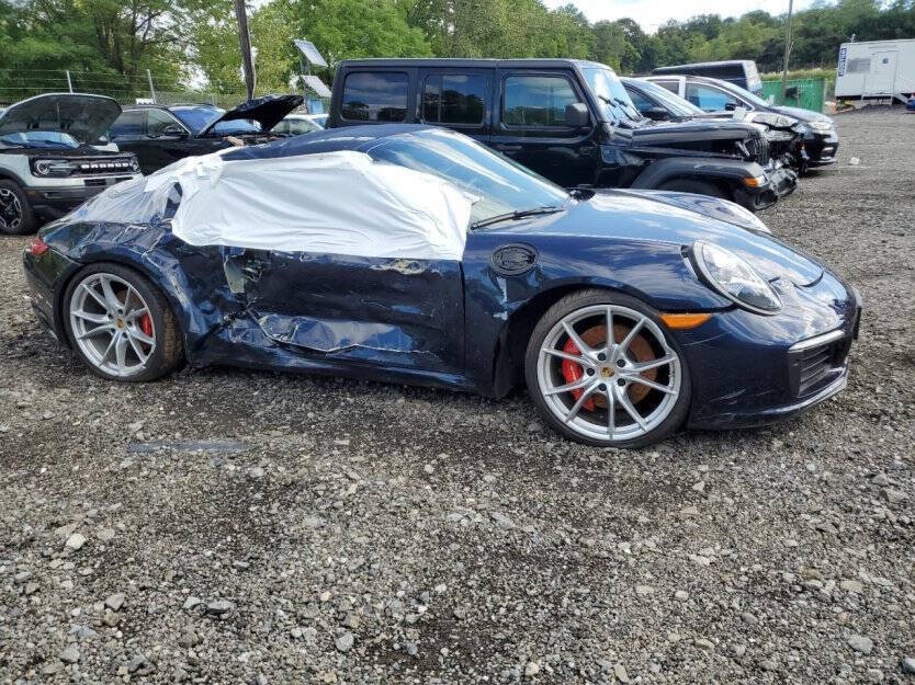 2018 Porsche 911 Image 1