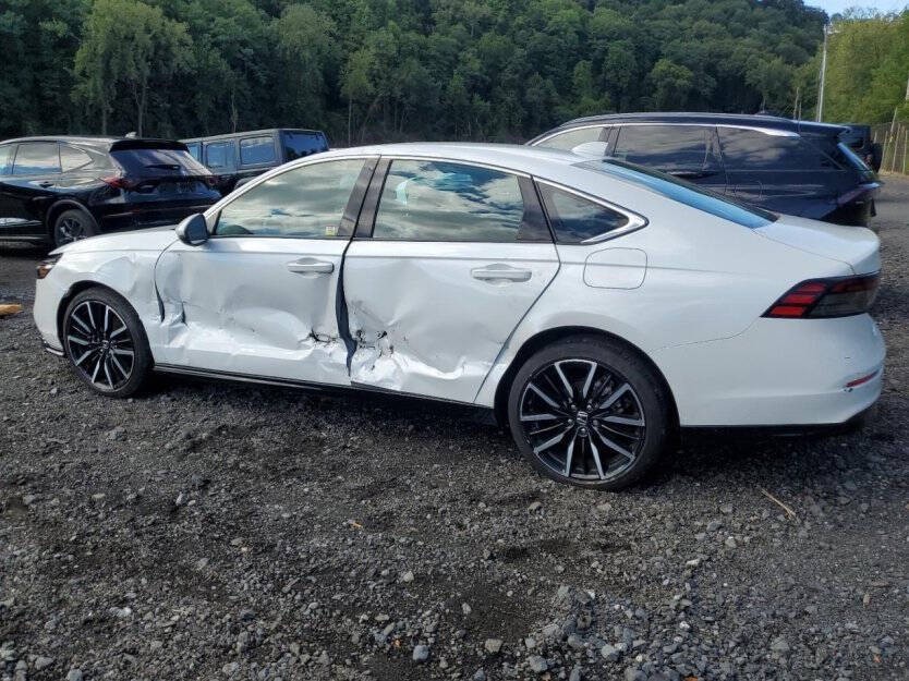 2023 Honda Accord Image 3
