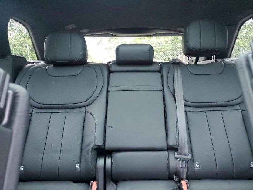 2025 Land Rover Range Rover Sport Image 7