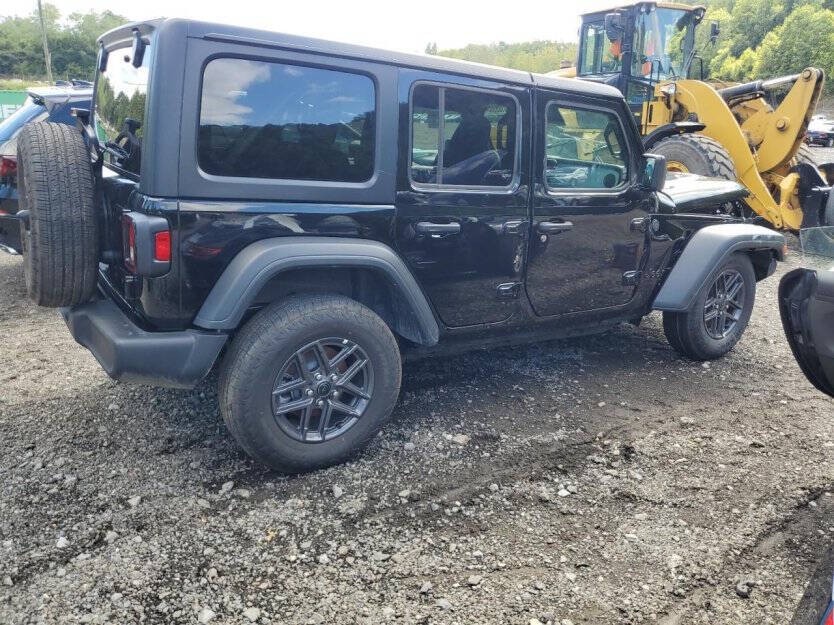 2025 Jeep Wrangler Image 5