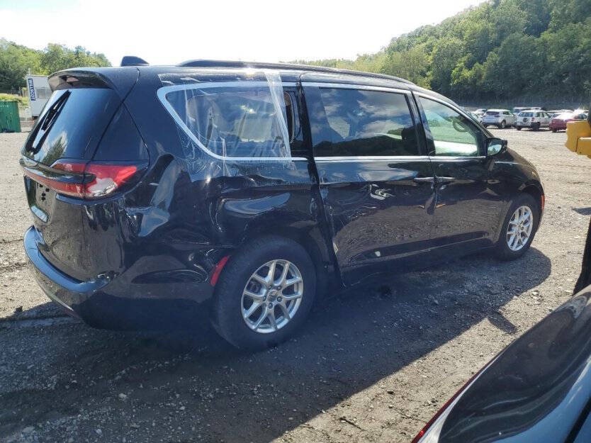 2022 Chrysler Pacifica Image 4