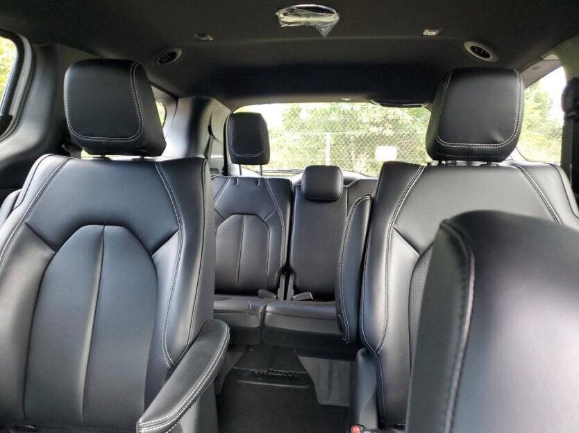 2023 Chrysler Pacifica Image 6