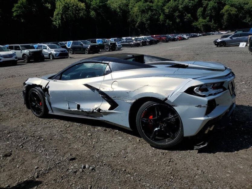 2021 Chevrolet Corvette Image 3