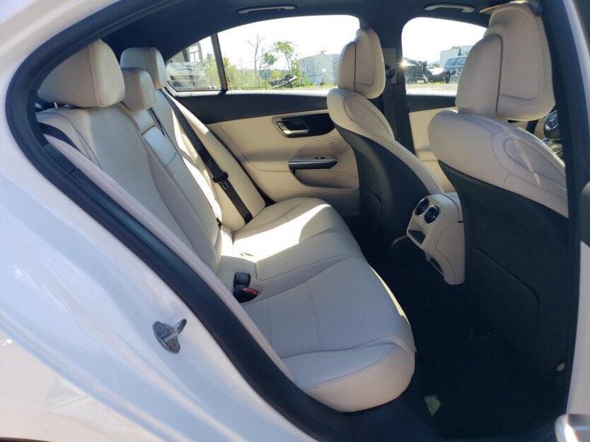 2023 Mercedes-Benz C-Class Image 6