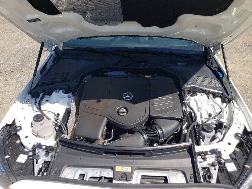 2023 Mercedes-Benz C-Class Image 9