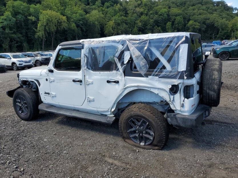 2024 Jeep Wrangler Image 4