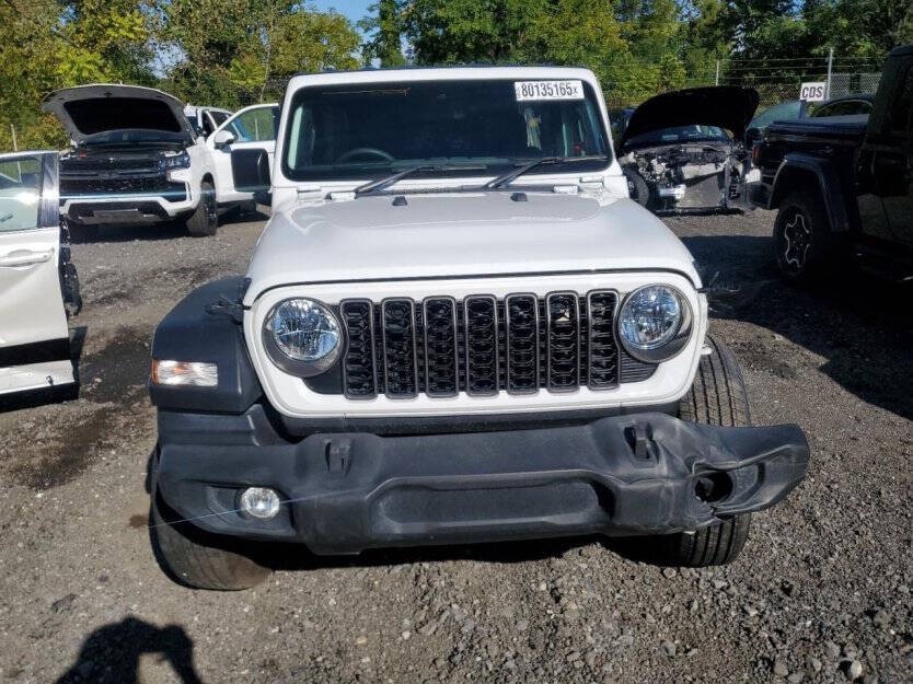2024 Jeep Wrangler Image 2