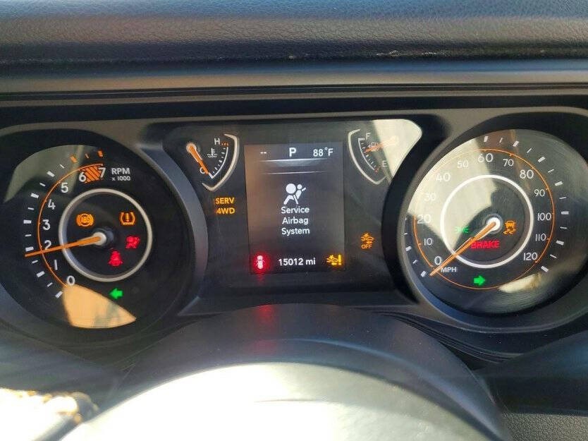 2024 Jeep Wrangler Image 8