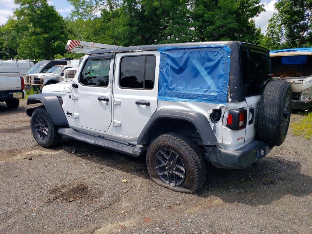 2024 Jeep Wrangler Image 4