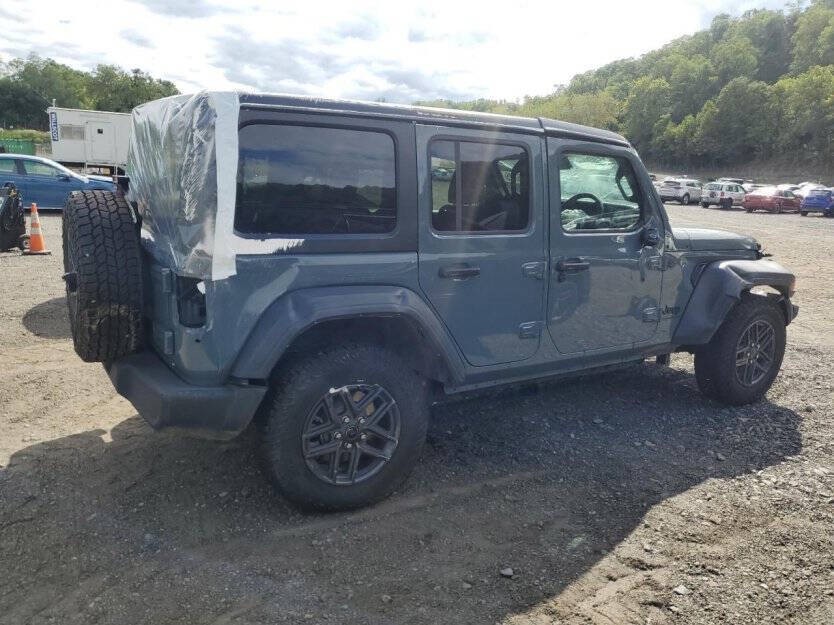 2024 Jeep Wrangler Image 4