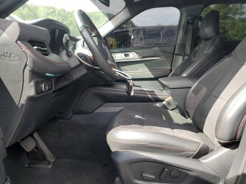 2025 Ford Explorer Image 5