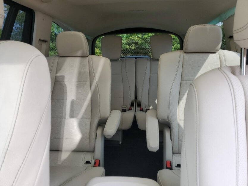 2021 Mercedes-Benz GLS-Class Image 6