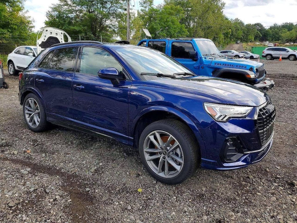 2025 Audi Q3 Image 1