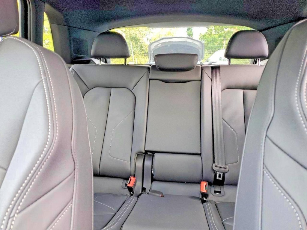 2025 Audi Q3 Image 7