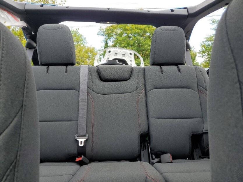 2024 Jeep Wrangler Image 6
