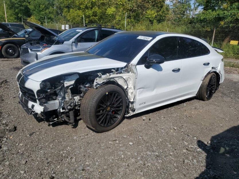 2021 Porsche Cayenne Image 3