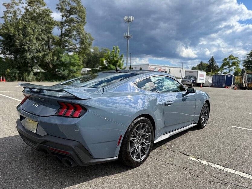 2024 Ford Mustang Image 4