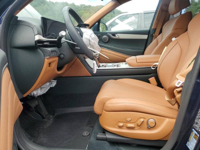 2025 Genesis GV80 Image 6
