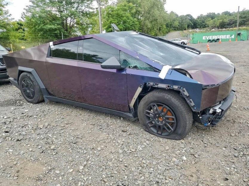 2024 Tesla Cybertruck Image 1