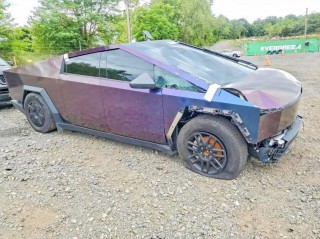 Image for 2024 Tesla Cybertruck Base Crew Cab 6.1 ft. SB ID: 6843879