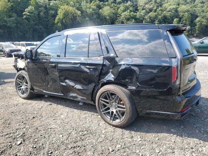 2023 Cadillac Escalade Image 3