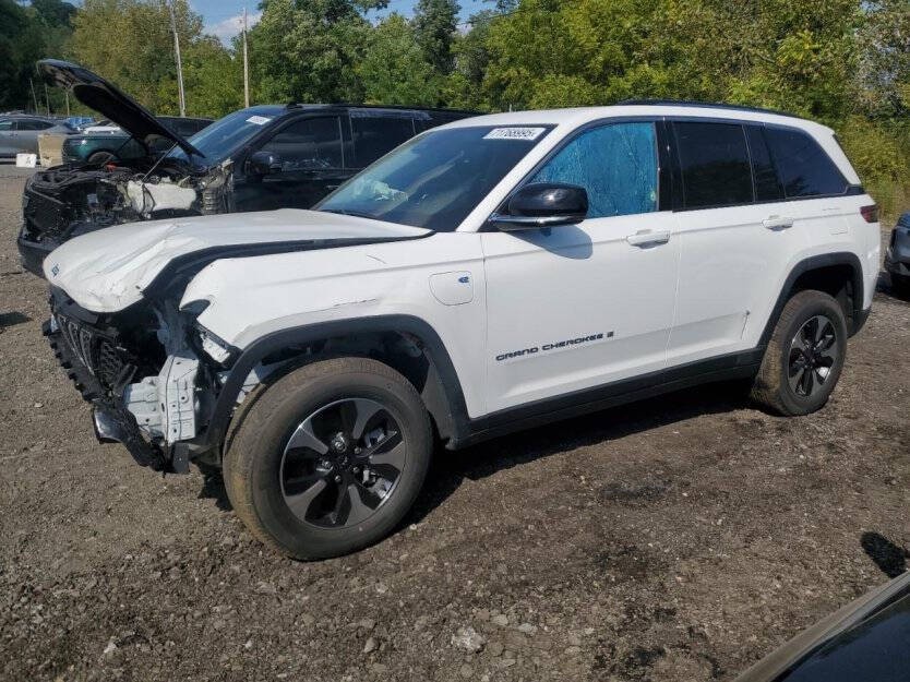 2023 Jeep Grand Cherokee Image 3