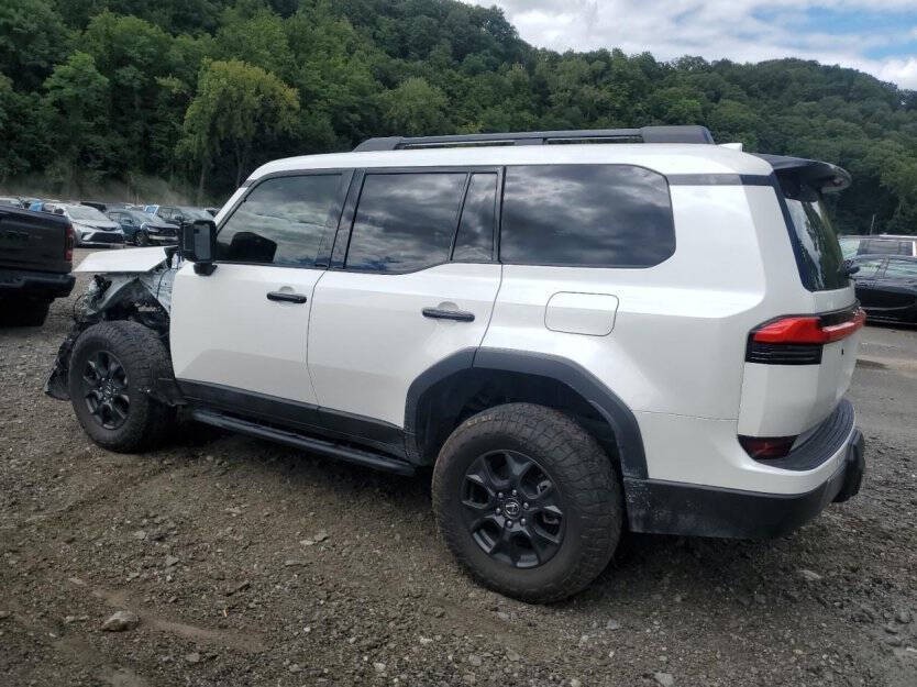 2024 Lexus GX Image 4