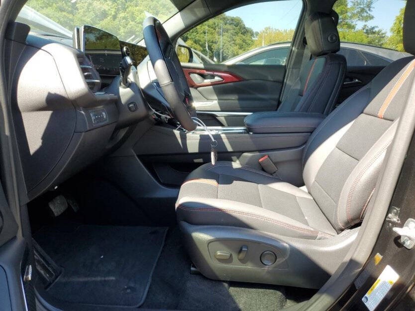 2025 Chevrolet Traverse Image 6