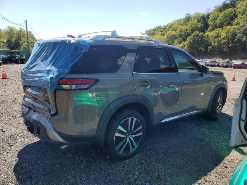 2023 Nissan Pathfinder Image 5