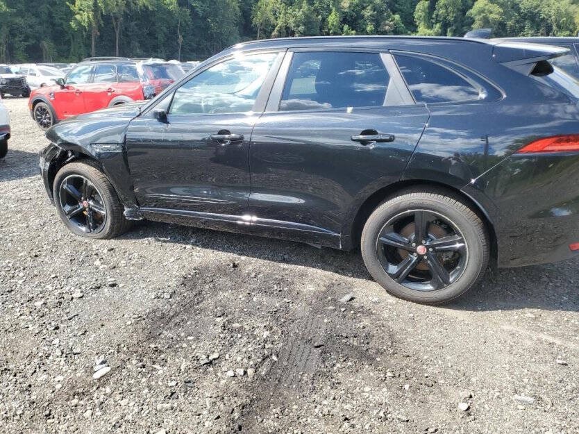 2019 Jaguar F-PACE Image 4