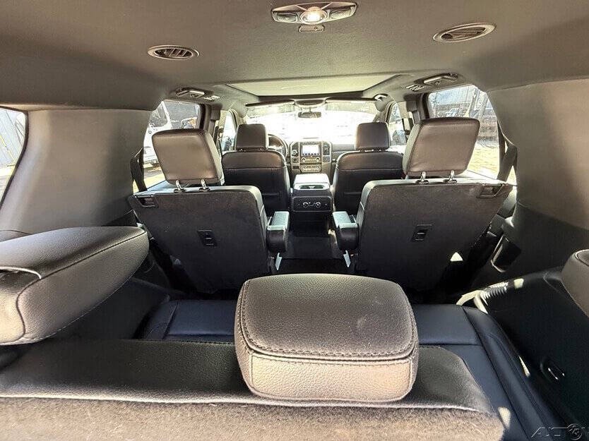 2021 Ford Expedition Image 8