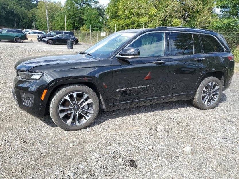 2022 Jeep Grand Cherokee Image 3