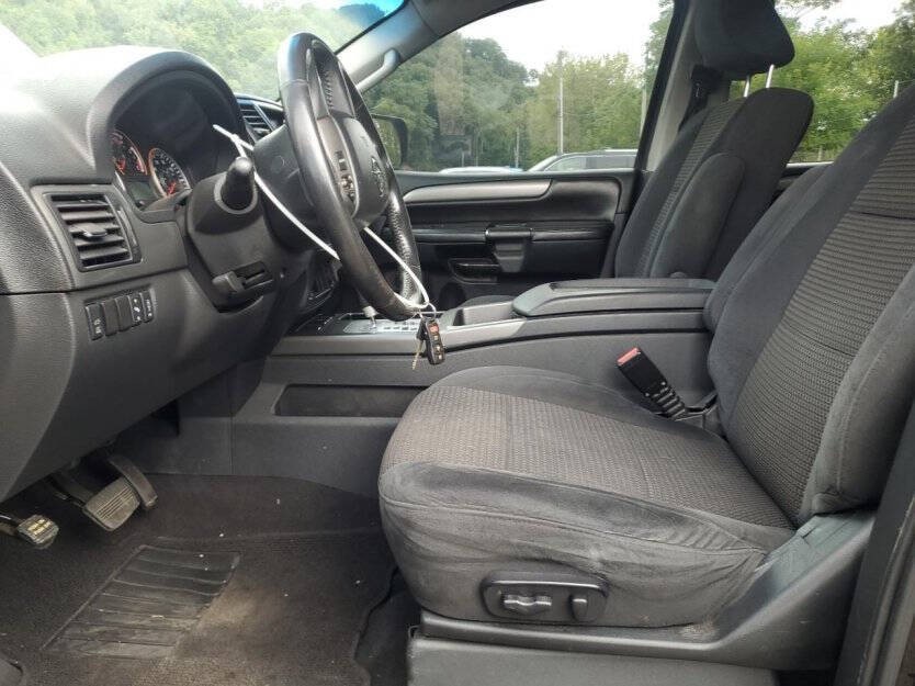 2014 Nissan Armada Image 5