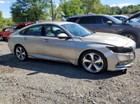 Image for 2018 Honda Accord Touring (1.5T I4) ID: 6843917