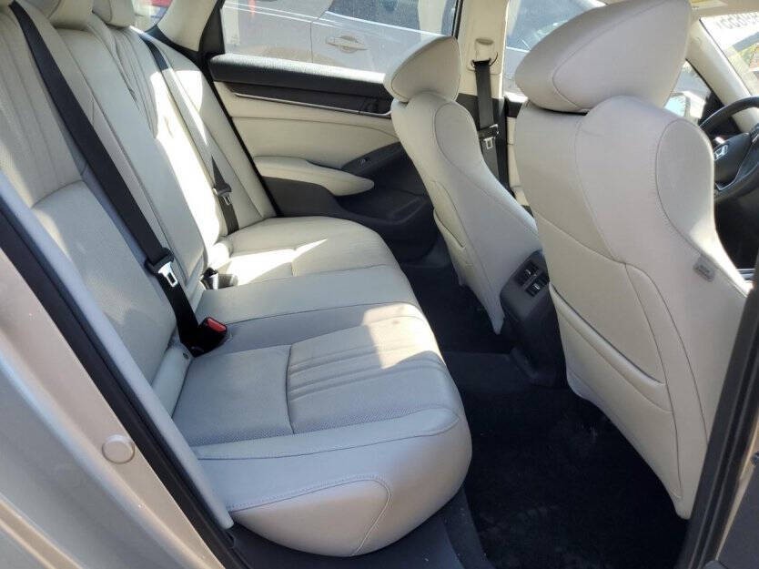 2018 Honda Accord Image 7